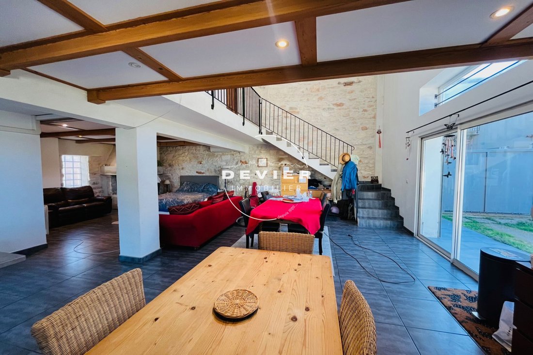 Villa in Saint-Genies-des-Mourgues, Occitania, France 4 - 15544519