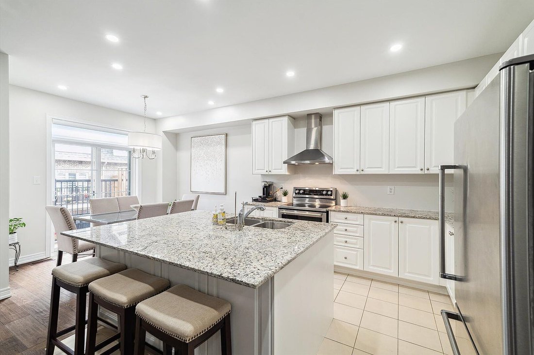 Townhouse in Gormley, Ontario, Canada 1 - 17415545