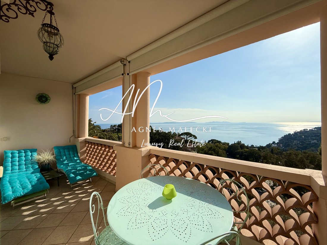 Apartment in Rayol-Canadel-sur-Mer, Provence-Alpes-Côte d'Azur, France 4 - 17411743
