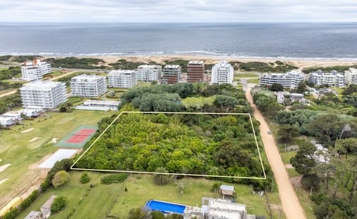Terreno en Punta del Este, Departamento de Maldonado, Uruguay 1