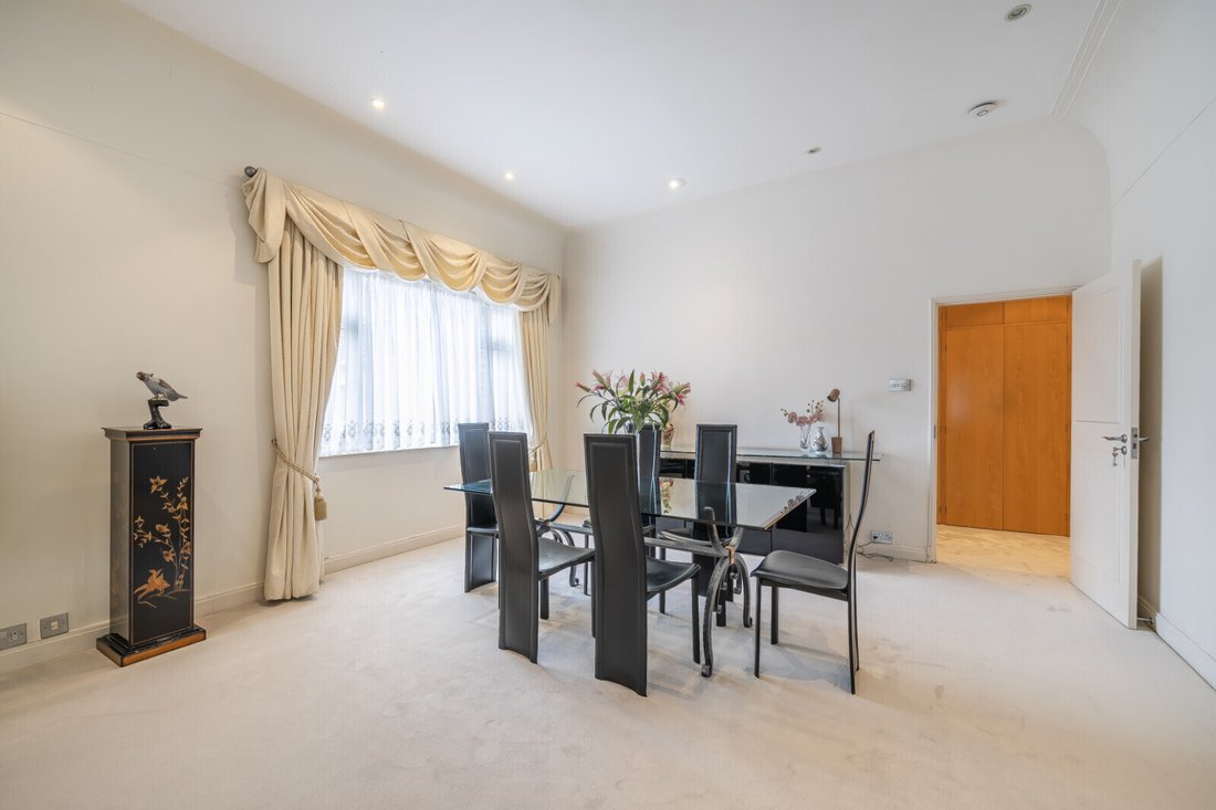 Apartment in Primrose Hill, Camden, England 5 - 17421964