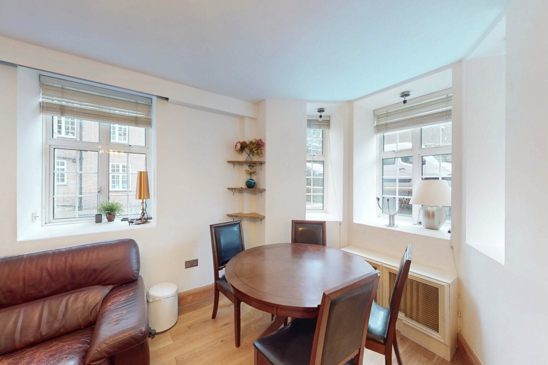 Apartment in St John's Wood, Westminster, England 5 - 17422035