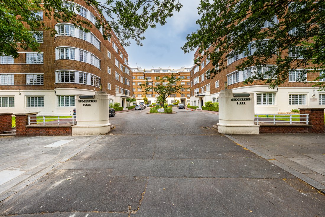 Apartment in Primrose Hill, Camden, England 1 - 17422097