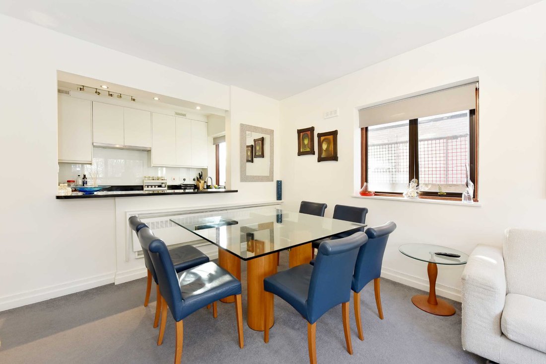 Apartment in Primrose Hill, Camden, England 3 - 17421977