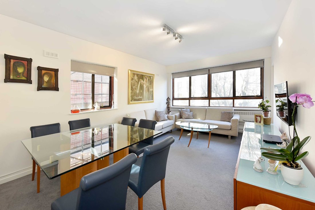 Apartment in Primrose Hill, Camden, England 2 - 17421977