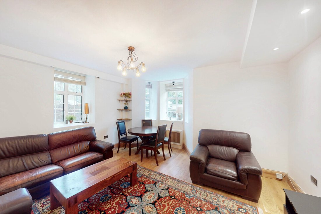 Apartment in St John's Wood, Westminster, England 3 - 17422035