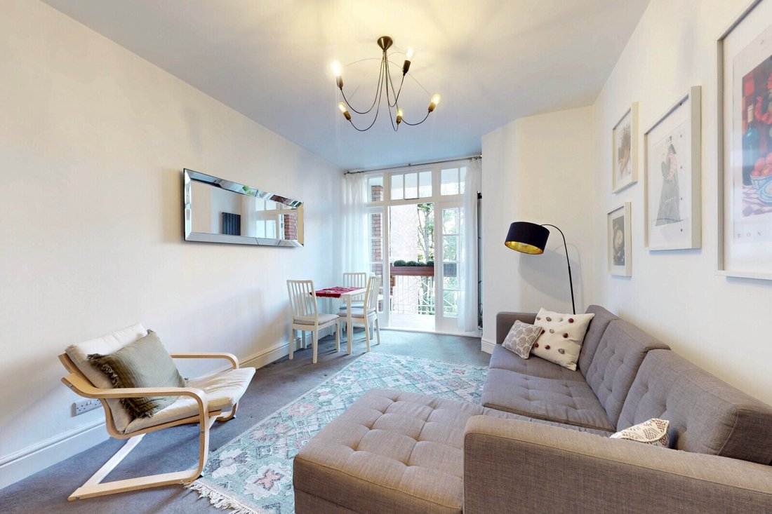 Apartment in St John's Wood, Westminster, England 2 - 17422001