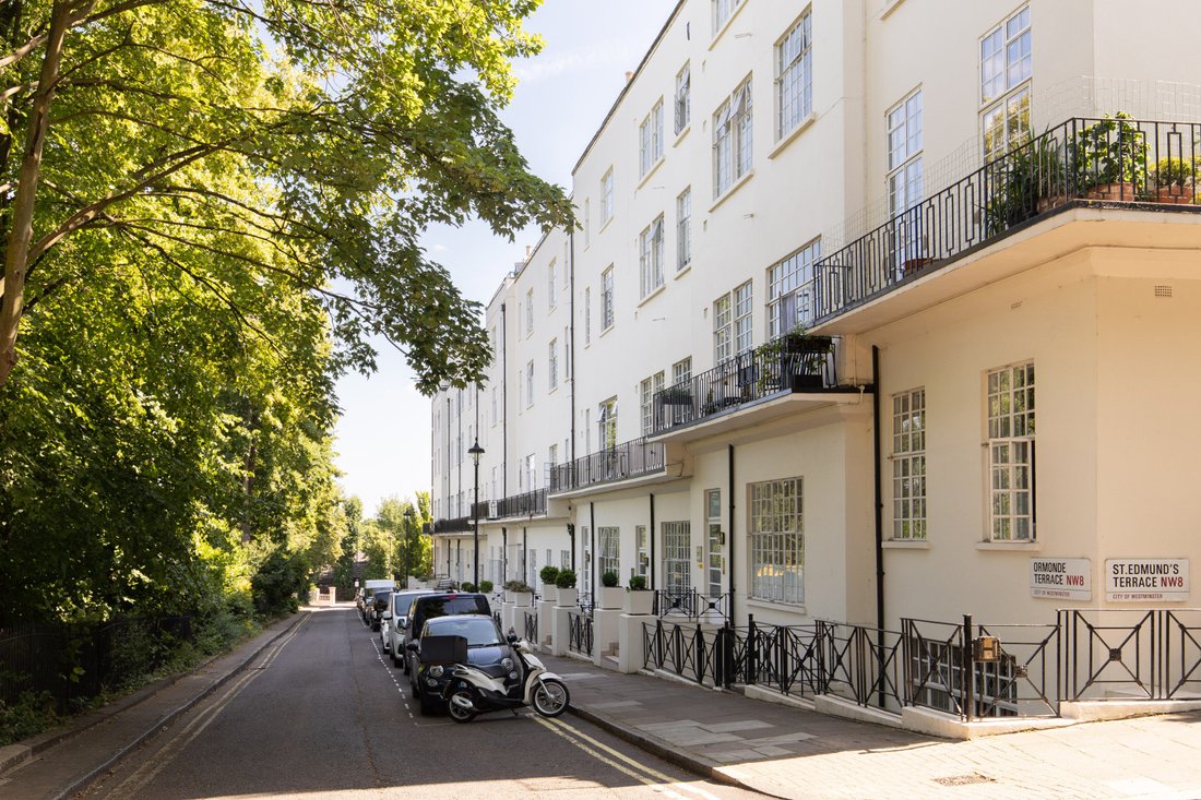 Apartment in Primrose Hill, Camden, England 1 - 17422135