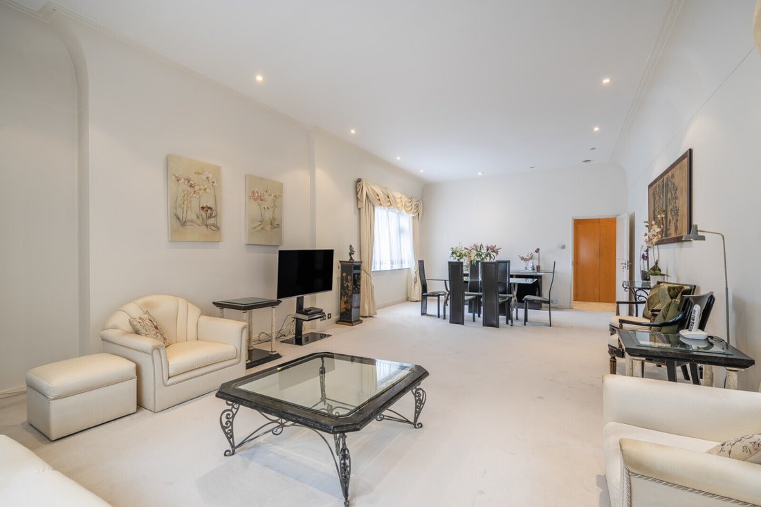 Apartment in Primrose Hill, Camden, England 1 - 17421964