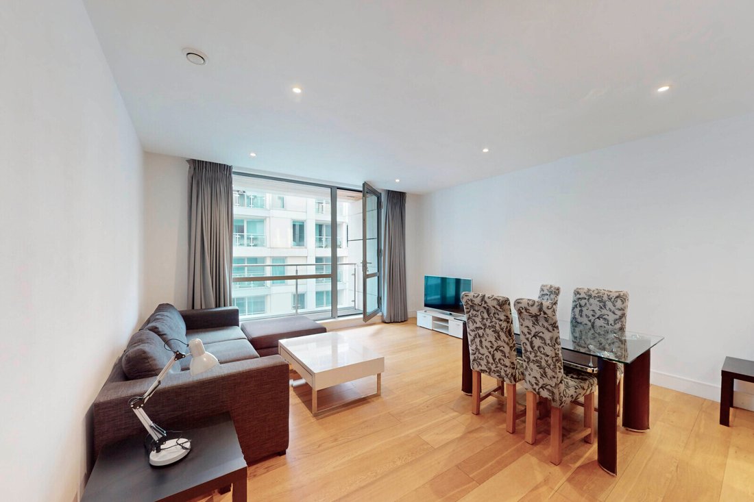 Apartment in Belsize Park, Camden, England 2 - 17422142