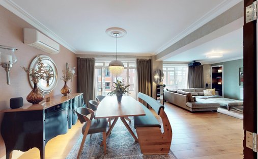 Apartment in St John's Wood, Westminster, England 1