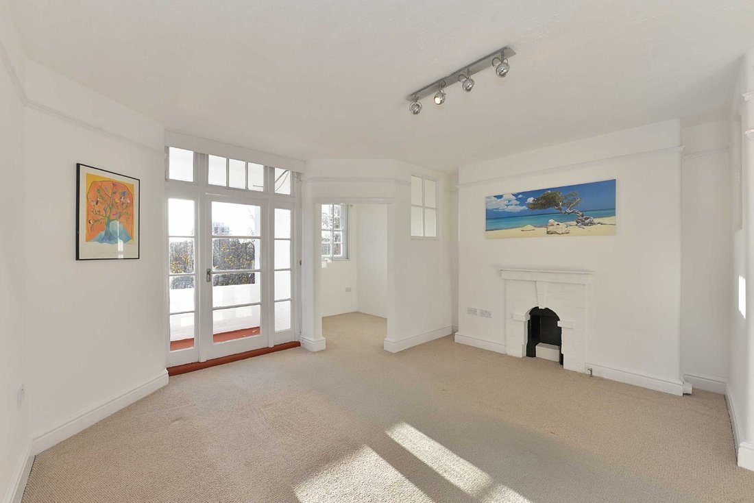 Apartment in St John's Wood, Westminster, England 2 - 17422149