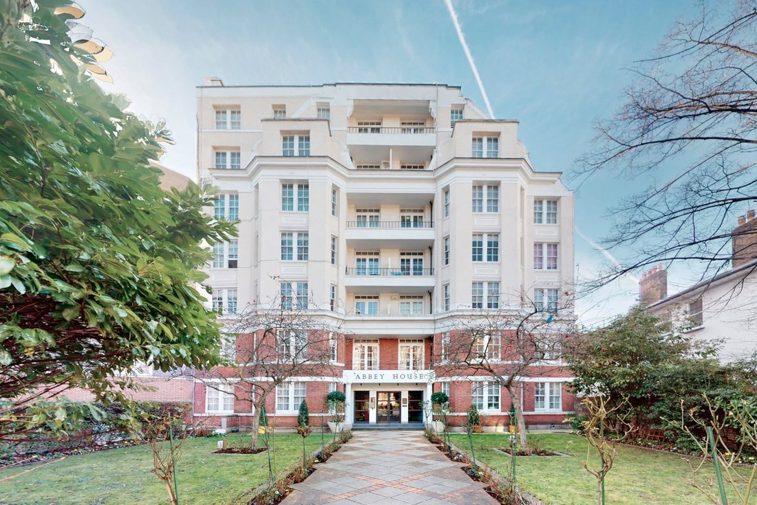 Apartment in St John's Wood, Westminster, England 2 - 17422056