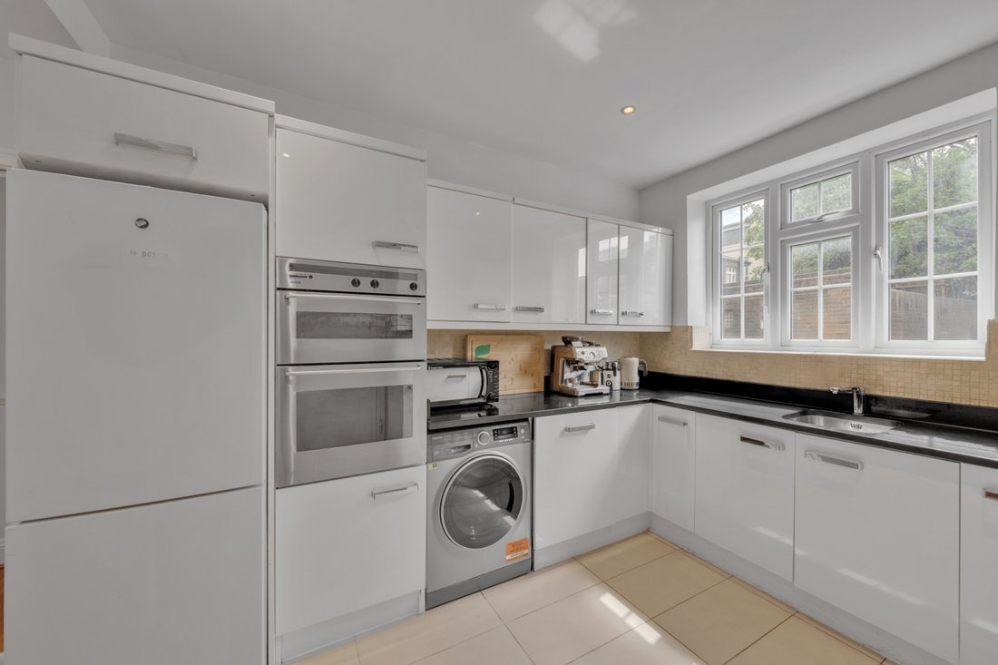 Apartment in St John's Wood, Westminster, England 5 - 17422046