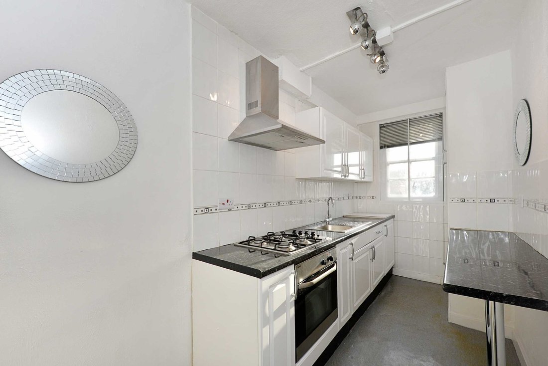 Apartment in St John's Wood, Westminster, England 5 - 17422149