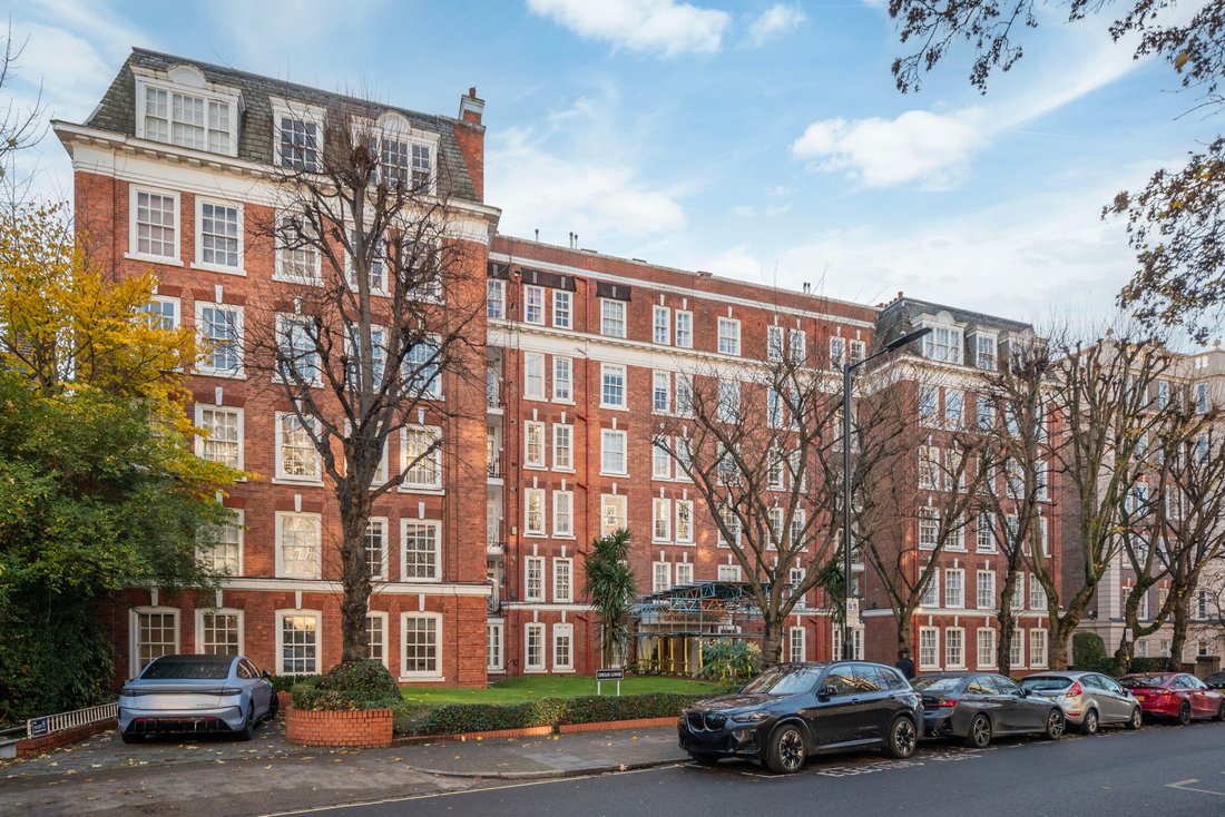 Apartment in St John's Wood, Westminster, England 2 - 17422042