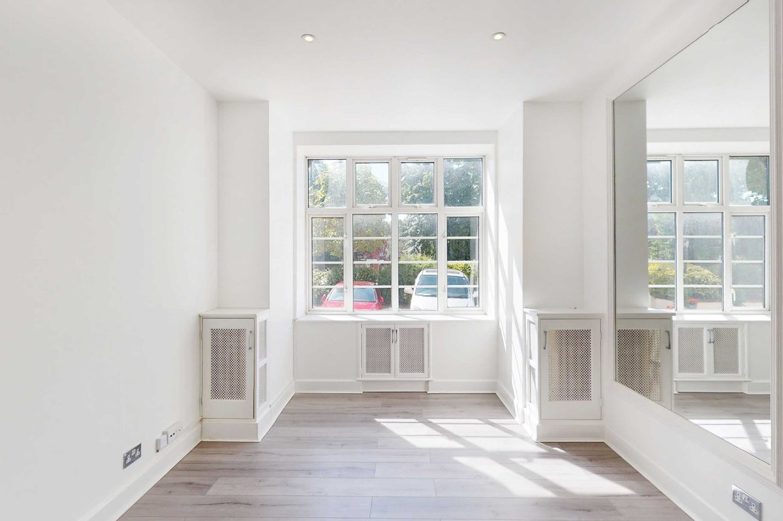 Apartment in St John's Wood, Westminster, England 4 - 17422019