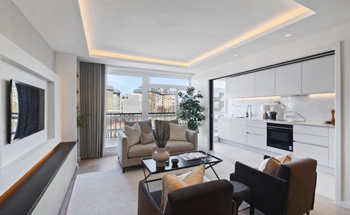 Apartment in St John's Wood, Westminster, England 1