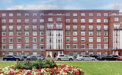 Apartment in St John's Wood, Westminster, England 1