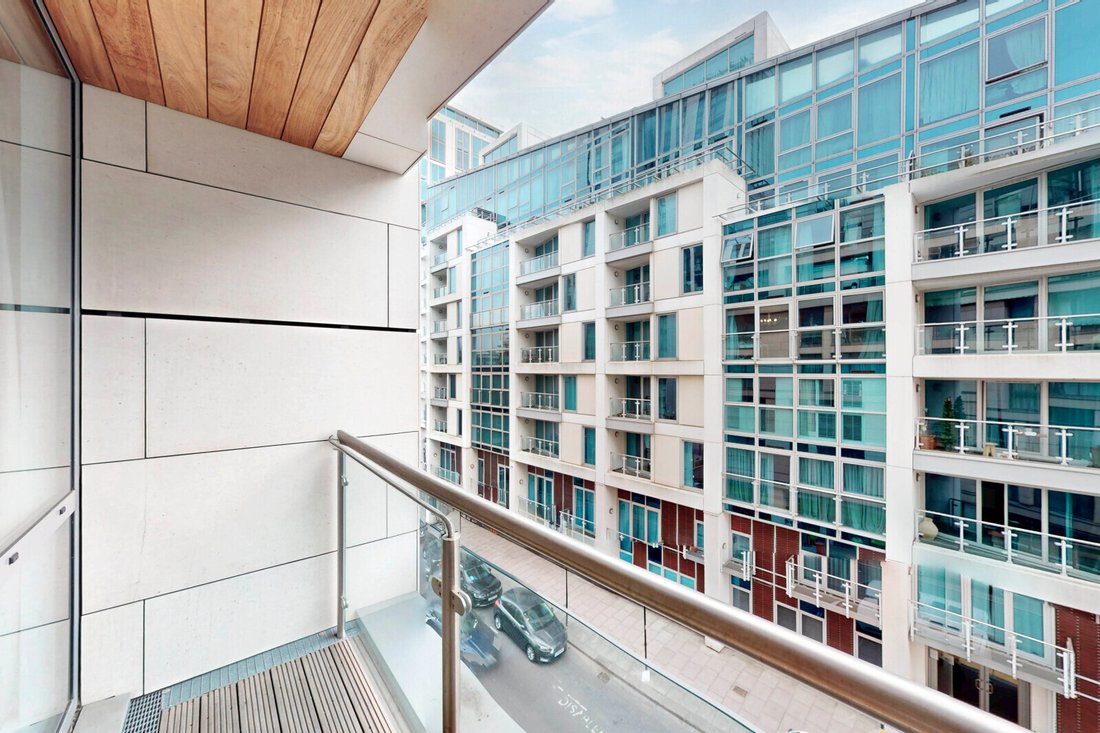 Apartment in Belsize Park, Camden, England 3 - 17422142