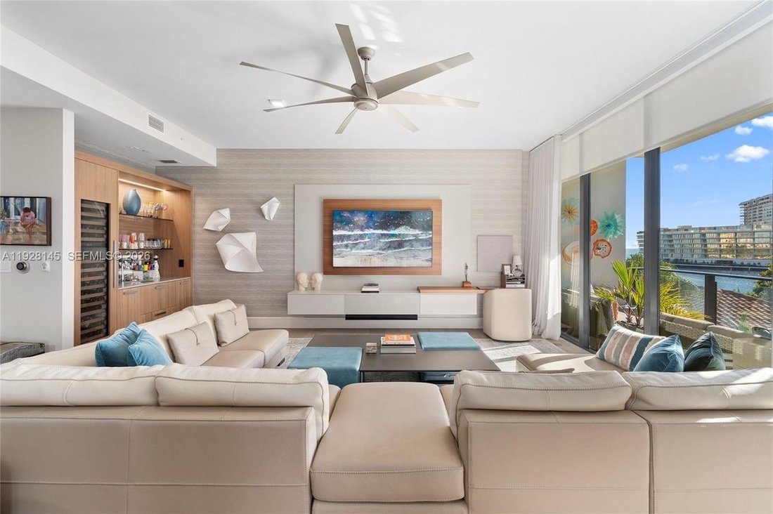 Condo in Miami, Florida, United States 3 - 16779436