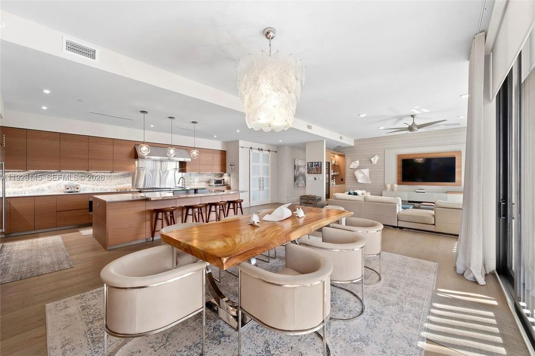 Condo in Miami, Florida, United States 2 - 16779436