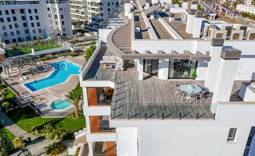 Penthouse in Torremolinos, Andalusia, Spain 1