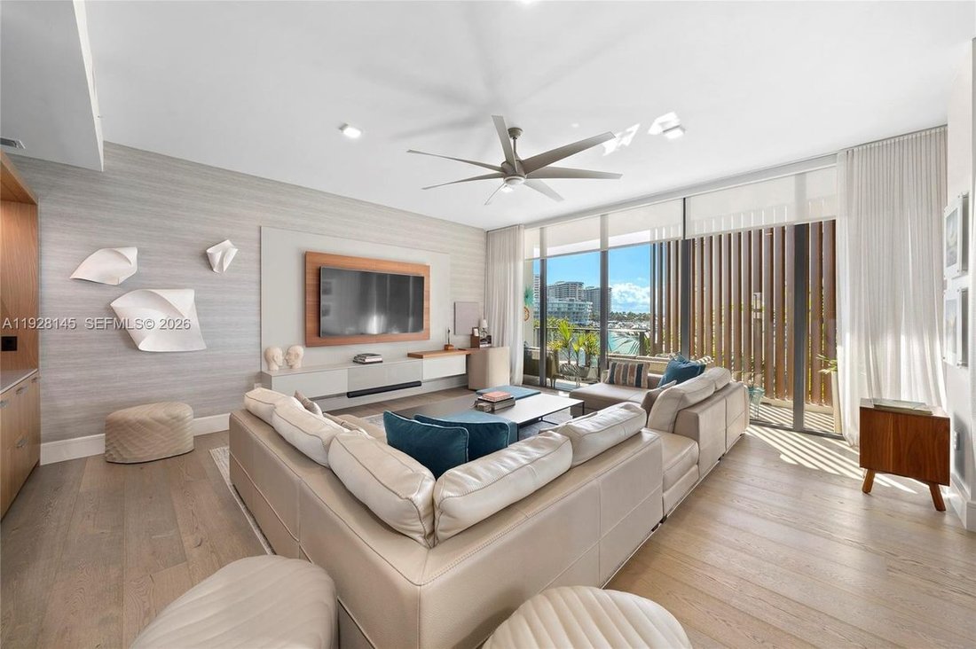Condo in Miami, Florida, United States 4 - 16779436