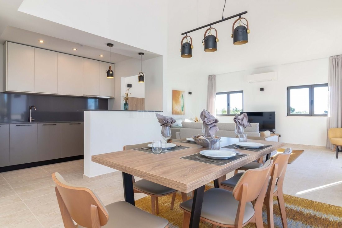 House in Carvoeiro, Algarve, Portugal 3 - 17269026