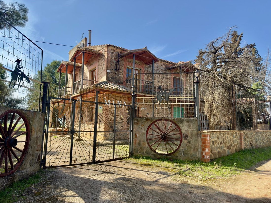 Farm Ranch in Torrenueva, Castile-La Mancha, Spain 1 - 17422226