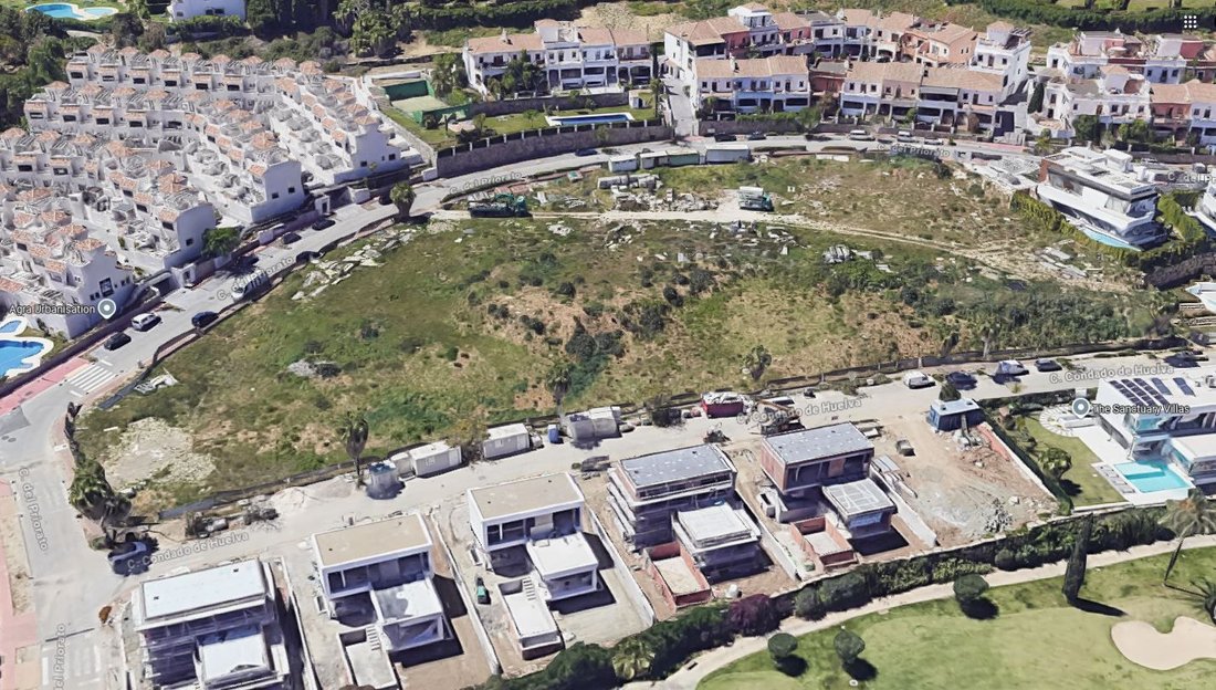 Land in Estepona, Andalusia, Spain 1 - 17422248