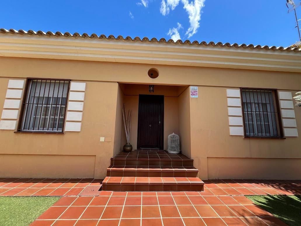 Chalet in Montequinto, Dos Hermanas, Spain 4 - 17422230