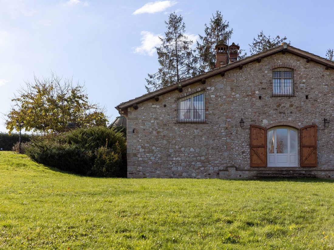 Villa in Barberino di Mugello, Tuscany, Italy 2 - 17422381
