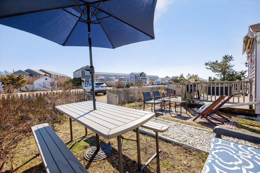 Condo in Provincetown, Massachusetts, United States 5 - 17422389