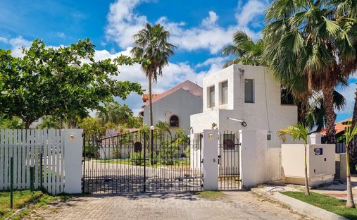 Wohnung in Simpson Bay, Sint Maarten 1