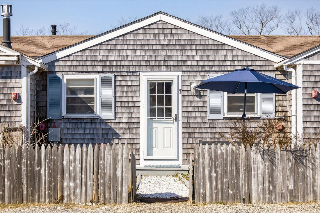 Condo in Provincetown, Massachusetts, United States 1 - 17422389