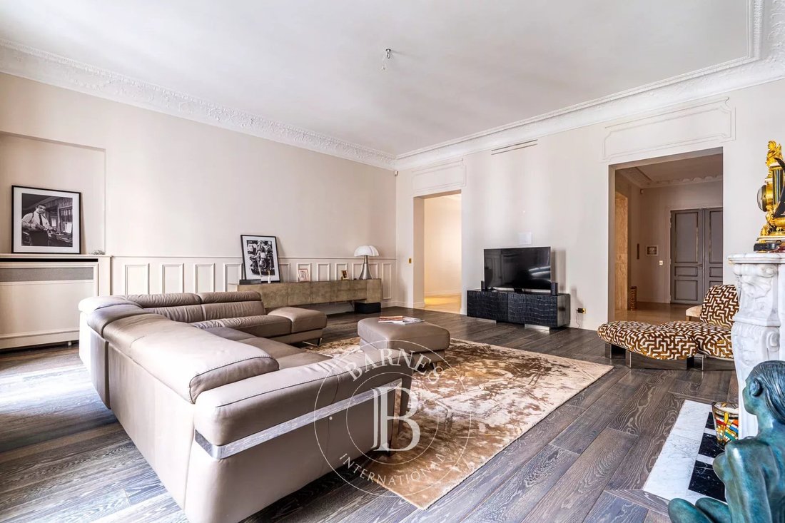 Apartment in Chaillot, Paris 16e Arrondissement, Paris 3 - 17422413