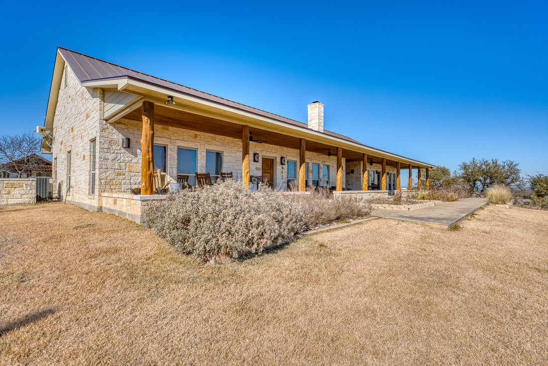 Farm Ranch in Round Mountain, Texas, United States 5 - 17422452