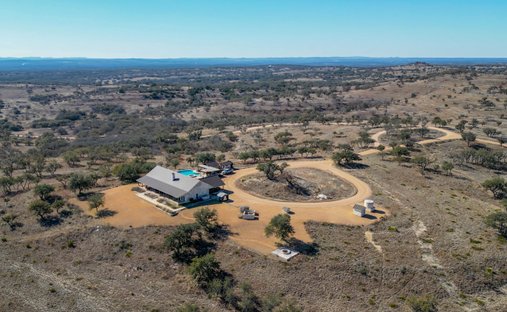 Farm Ranch in Round Mountain, Texas, Vereinigte Staaten 1