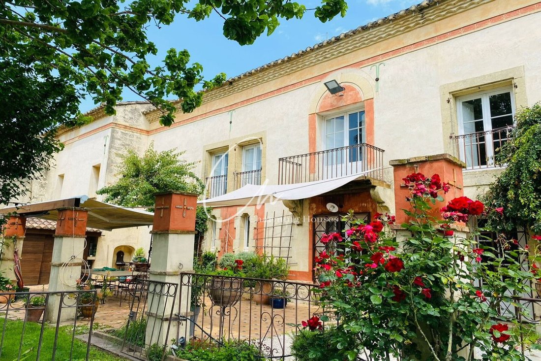 Villa in Vergèze, Occitania, France 1 - 17423147