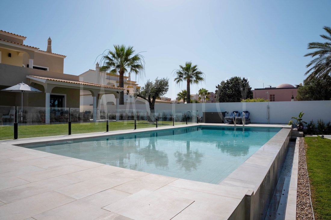 Villa in Faro (Se e Sao Pedro), Algarve, Portugal 5 - 17425873
