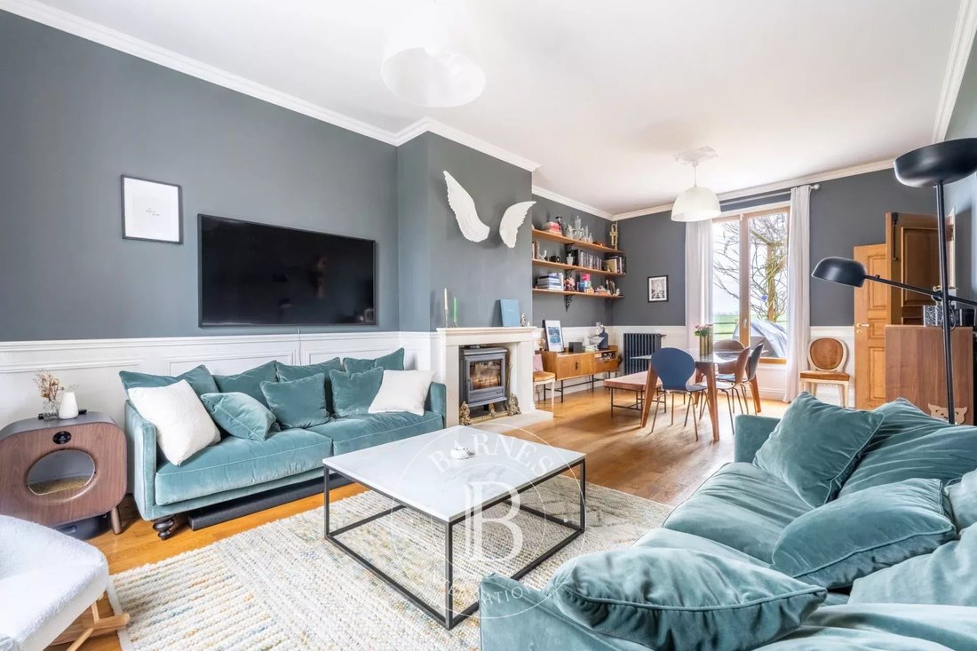 House in Mere, Ile-de-France, France 2 - 17423602