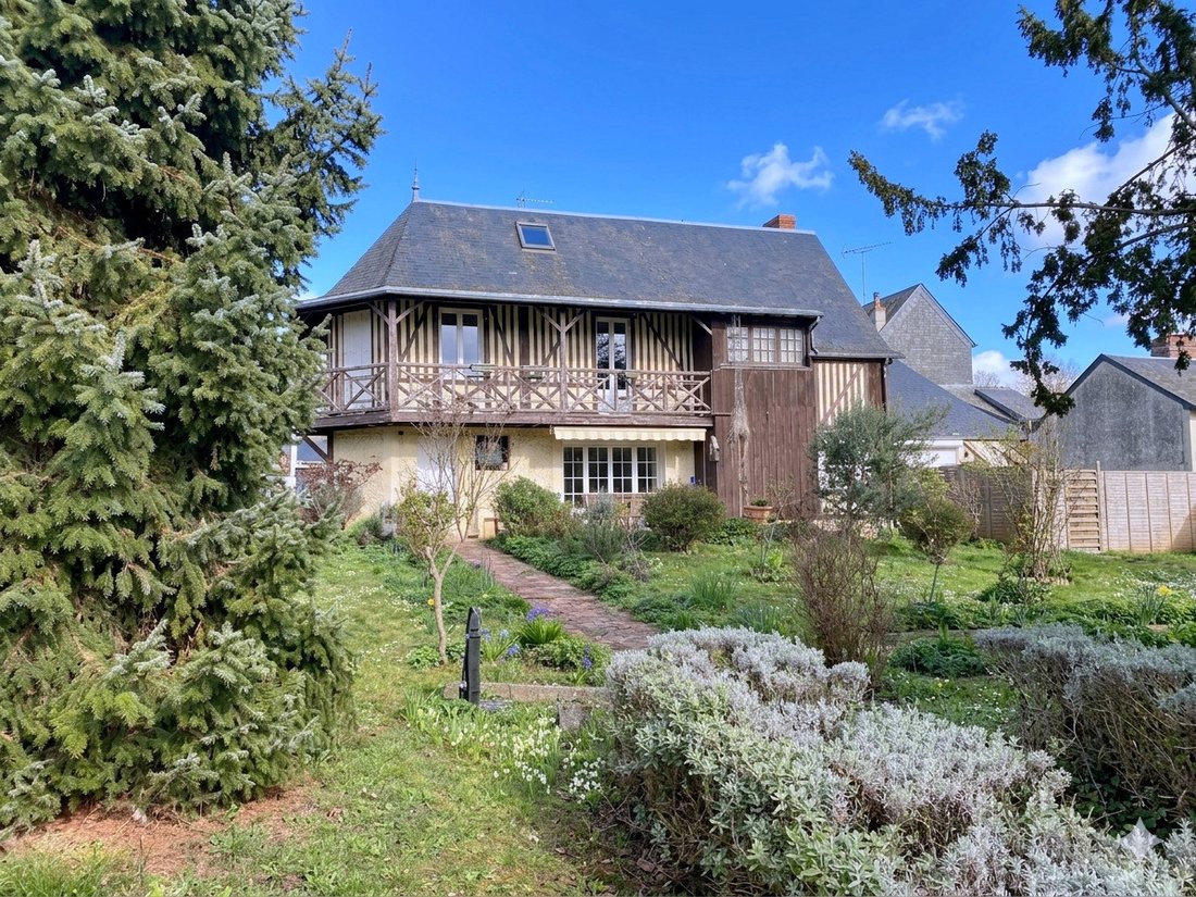 House in Trouville-sur-Mer, Normandy, France 1 - 17423257