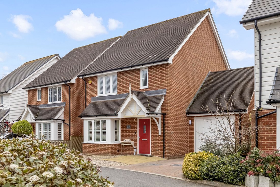House in Okehurst, Billingshurst, England 1 - 17425536