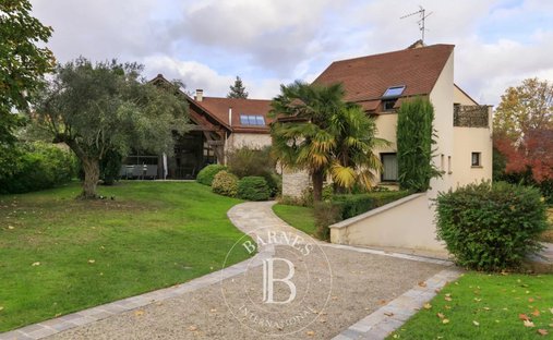 Maison à Verrières-le-Buisson, Île-de-France, France 1