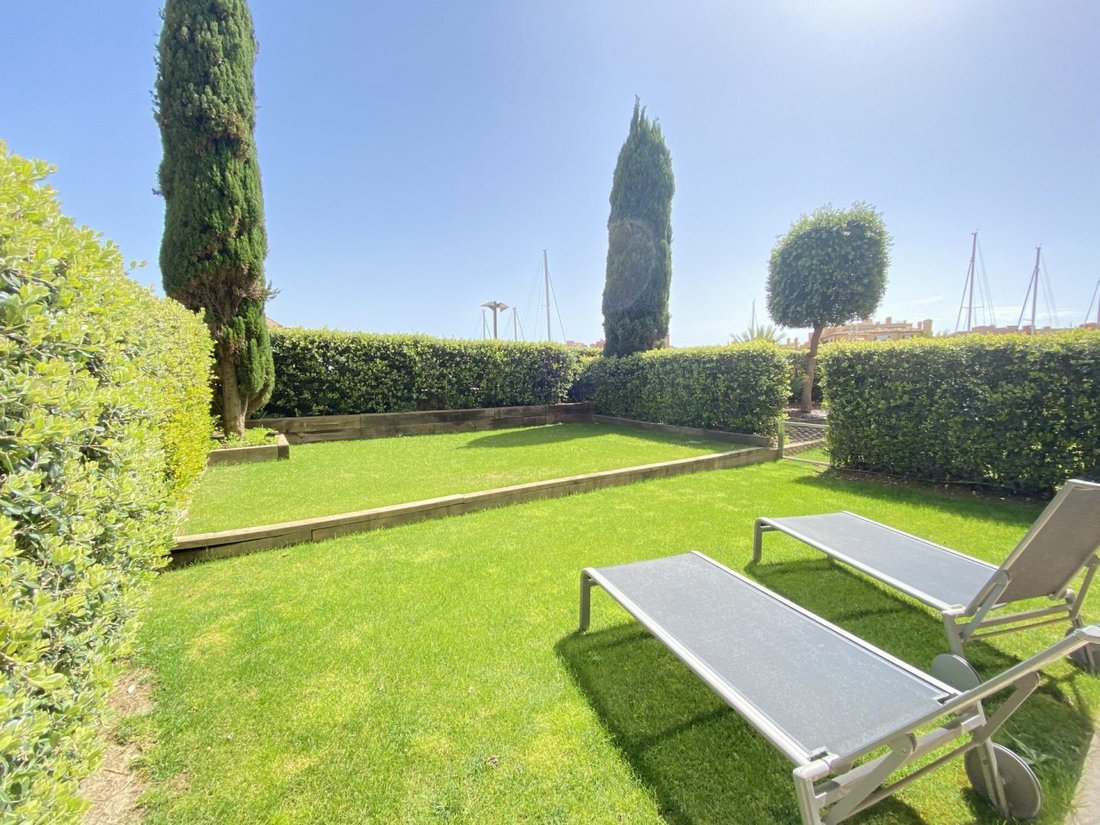 Apartment in Sotogrande, San Roque, Andalusia 1 - 17424654