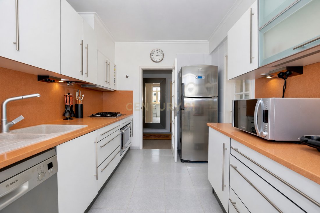 Apartment in Cascais e Estoril, Lisbon, Portugal 4 - 17357848