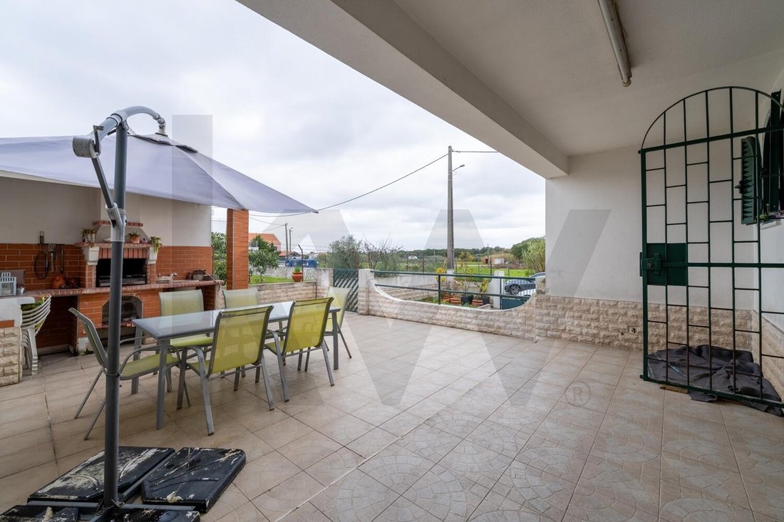House in Santo Antonio da Charneca, Setubal, Portugal 5 - 17425057
