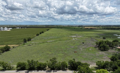 Land in Beyersville, Texas, United States 1