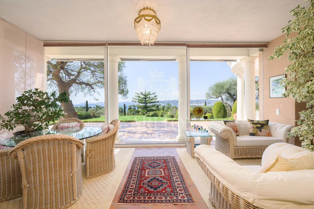 Estate in Antibes, Provence-Alpes-Côte d'Azur, France 5 - 15453522